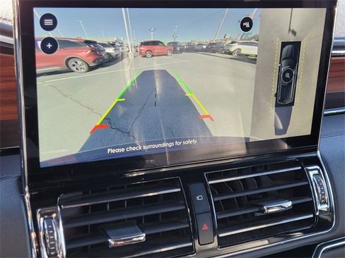 Used 2024 Lincoln Navigator Reserve image 24