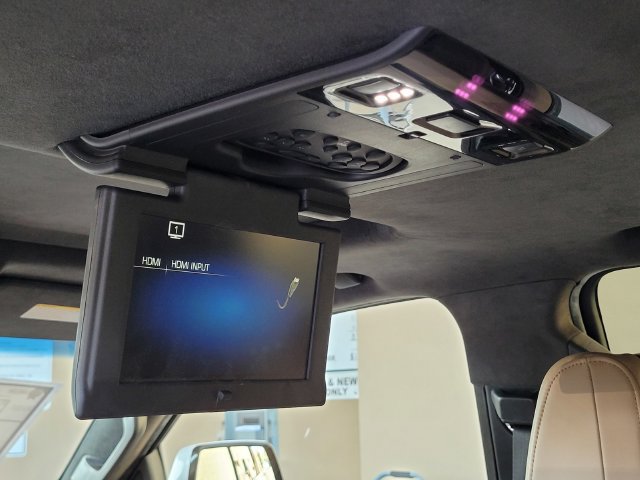 Used 2019 Cadillac Escalade Platinum AWD/4WD image 17