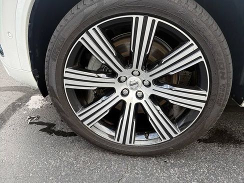 Used 2024 Volvo XC90 T8 Plus w/ Protection Package AWD/4WD image 4