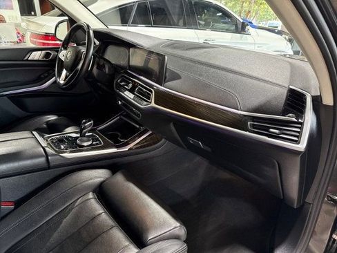 Used 2019 BMW X7 xDrive40i w/ Premium Package image 27