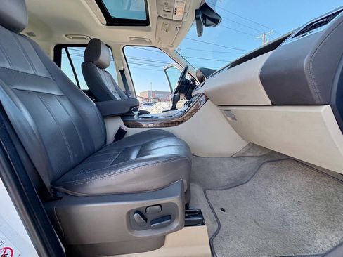 Used 2012 Land Rover Range Rover Sport HSE LUX image 38