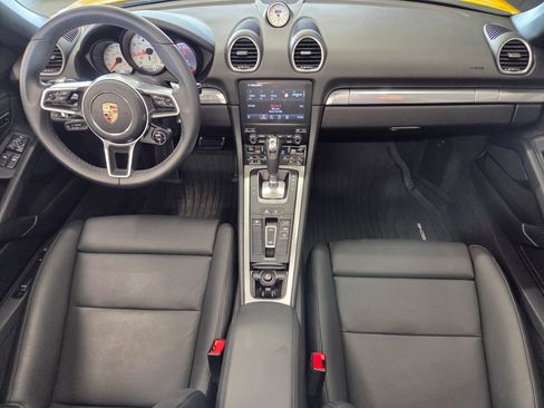 Certified 2024 Porsche 718 Boxster S RWD image 10