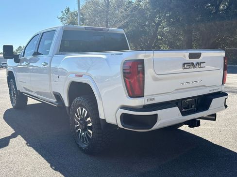 Used 2024 GMC Sierra 2500 Denali Ultimate image 5