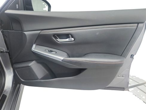 Used 2021 Nissan Sentra SR image 23