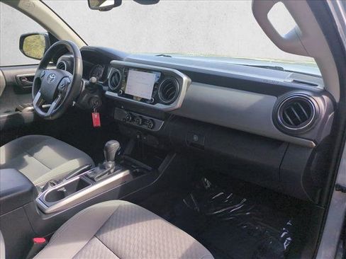 Used 2020 Toyota Tacoma SR5 image 22