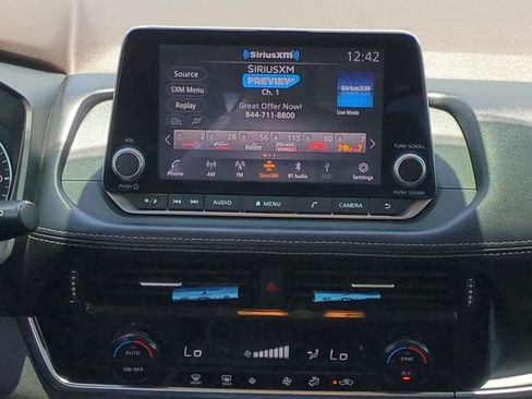 Used 2021 Nissan Rogue SV FWD image 19