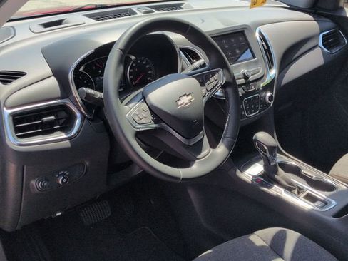 Used 2023 Chevrolet Equinox LT FWD image 12