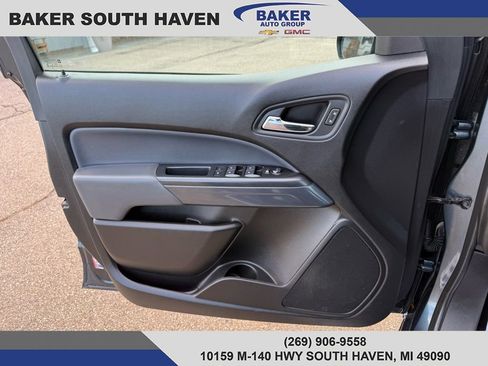 Used 2020 Chevrolet Colorado Z71 image 24