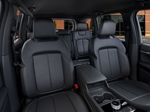 New 2026 Jeep Grand Cherokee Limited AWD/4WD image 16
