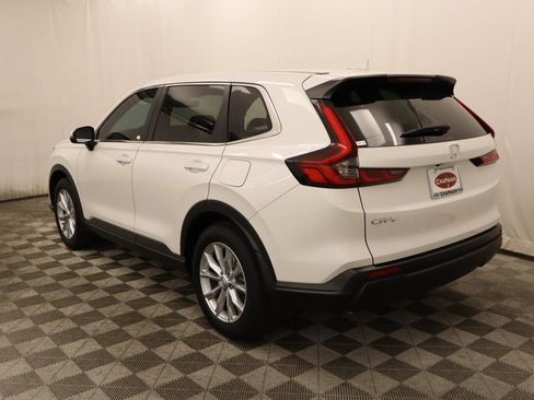 Used 2025 Honda CR-V EX image 3