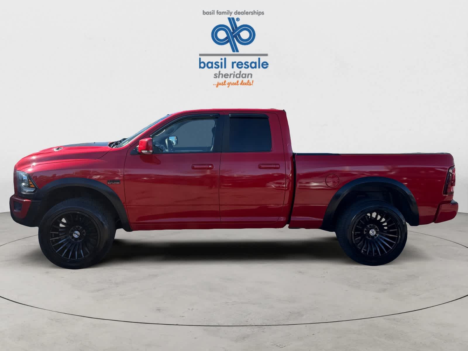 Used 2019 RAM 1500 Warlock AWD/4WD image 3