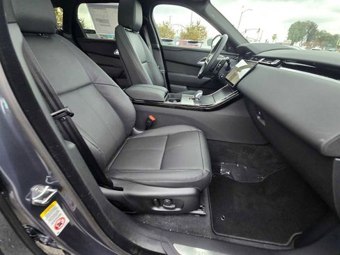 Certified 2025 Land Rover Range Rover Velar Dynamic SE image 11