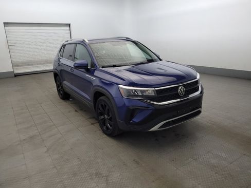 Used 2022 Volkswagen Taos SE image 13
