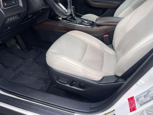 Used 2023 MAZDA CX-30 AWD 2.5 S w/ Premium Package image 22