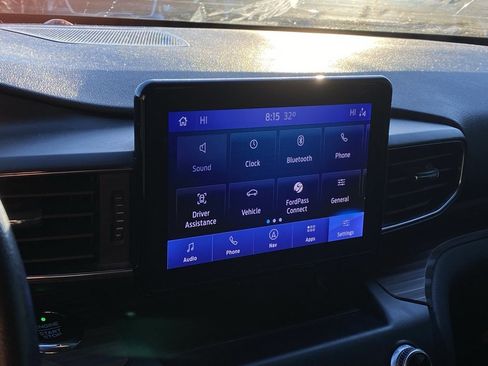 Used 2020 Ford Explorer Limited w/ Class III Trailer Tow Package image 14