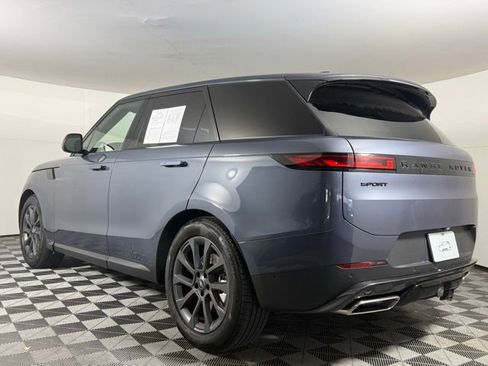 Certified 2025 Land Rover Range Rover Sport SE image 4