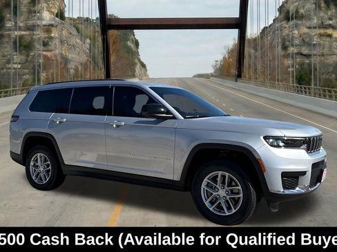 New 2025 Jeep Grand Cherokee L Laredo w/ Luxury Tech Group I RWD image 14