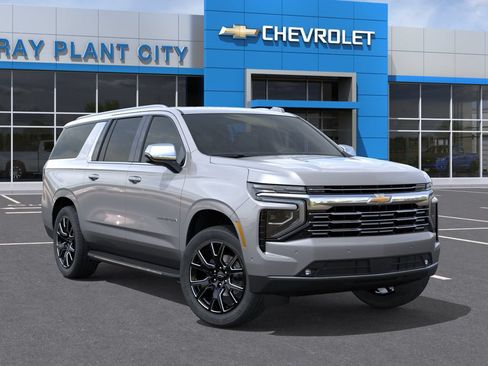New 2025 Chevrolet Suburban Premier RWD image 7