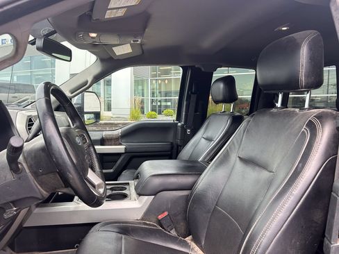 Used 2017 Ford F350 Lariat AWD/4WD image 10