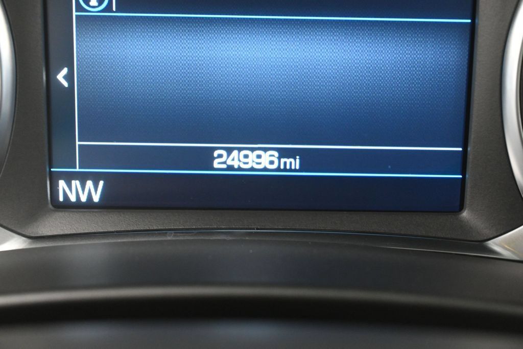 Used 2024 Chevrolet Equinox LT FWD image 28