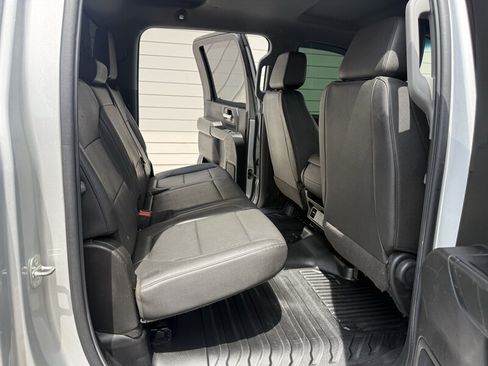 Used 2022 GMC Sierra 3500 Pro w/ Convenience Package AWD/4WD image 17