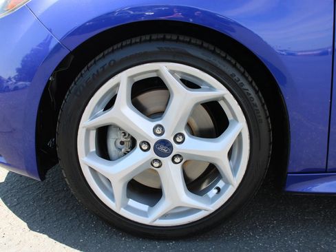 Used 2014 Ford Focus ST w/ Equipment Group 202A FWD image 40