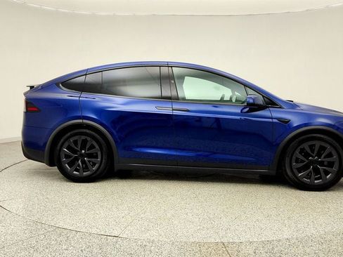 Used 2024 Tesla Model X AWD/4WD image 4