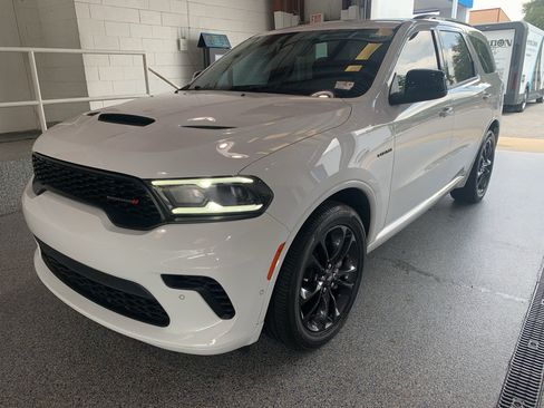 Used 2023 Dodge Durango R/T w/ Blacktop Package RWD image 4
