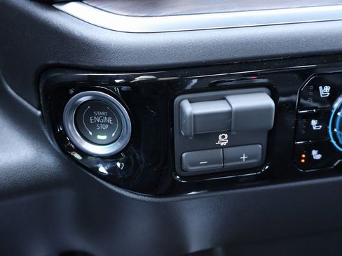 New 2026 GMC Sierra 1500 SLT w/ SLT Premium Plus Package image 23