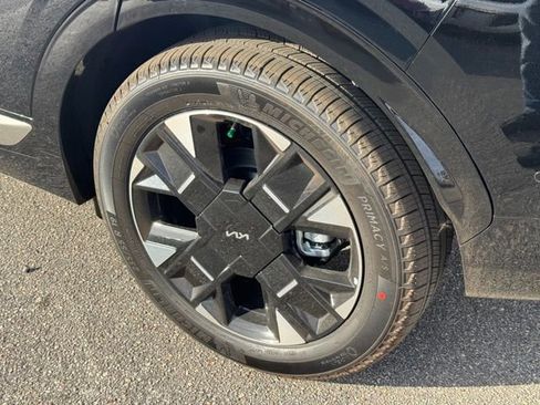 New 2026 Kia Sportage SX image 7