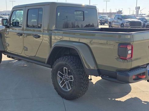 New 2026 Jeep Gladiator Mojave AWD/4WD image 3