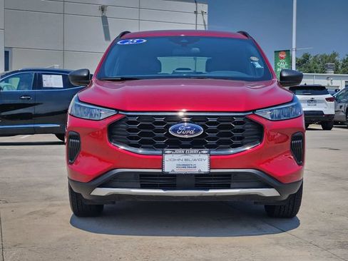 Used 2025 Ford Escape ST-Line AWD/4WD image 2