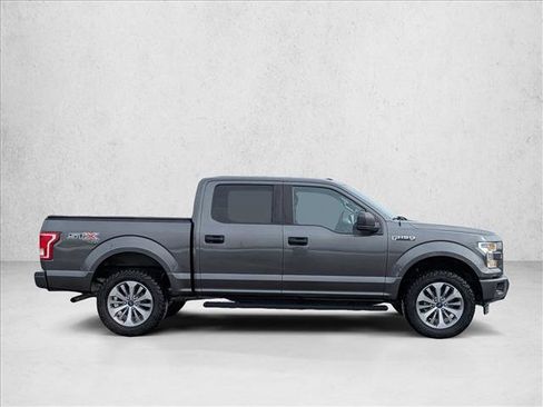 Used 2017 Ford F150 XL w/ Equipment Group 101A Mid image 4