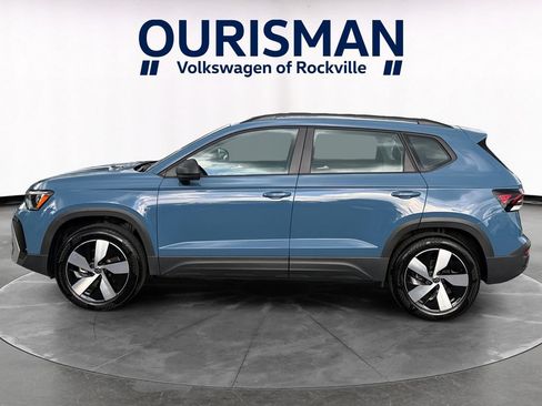 Used 2025 Volkswagen Taos S AWD/4WD image 3