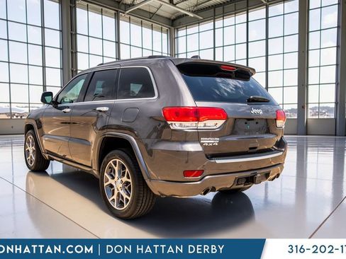 Used 2021 Jeep Grand Cherokee Overland AWD/4WD image 31