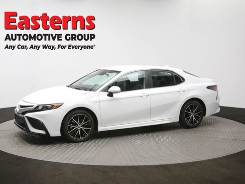 Used 2024 Toyota Camry SE FWD image 57