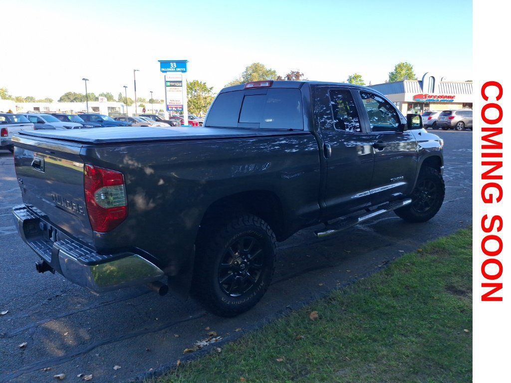 Used 2016 Toyota Tundra SR5 AWD/4WD image 5