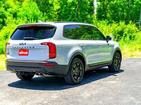 Used 2022 Kia Telluride SX w/ SX Prestige Package AWD/4WD image 7
