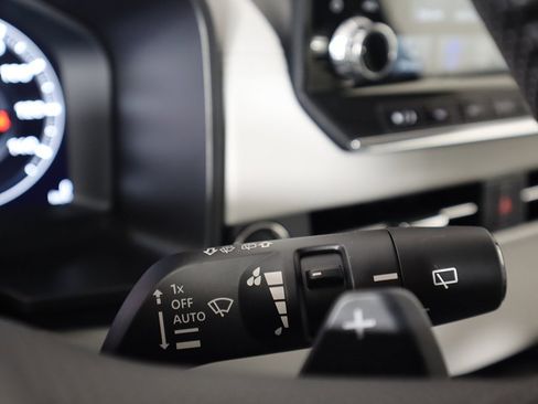 New 2025 Mitsubishi Outlander SEL image 49