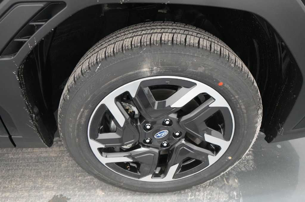 New 2026 Subaru Forester Touring AWD/4WD image 9