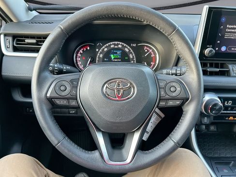 Used 2024 Toyota RAV4 XLE Premium FWD image 15