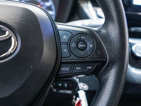 Used 2024 Toyota Corolla LE FWD image 19