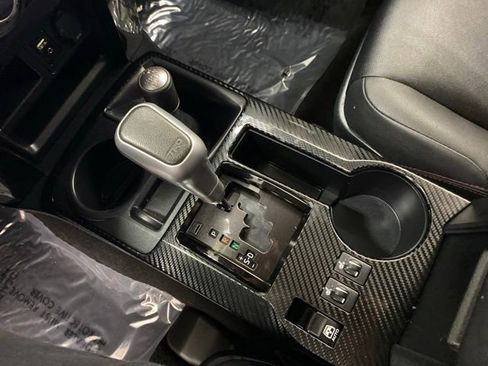 Used 2019 Toyota 4Runner TRD Off-Road Premium AWD/4WD image 20