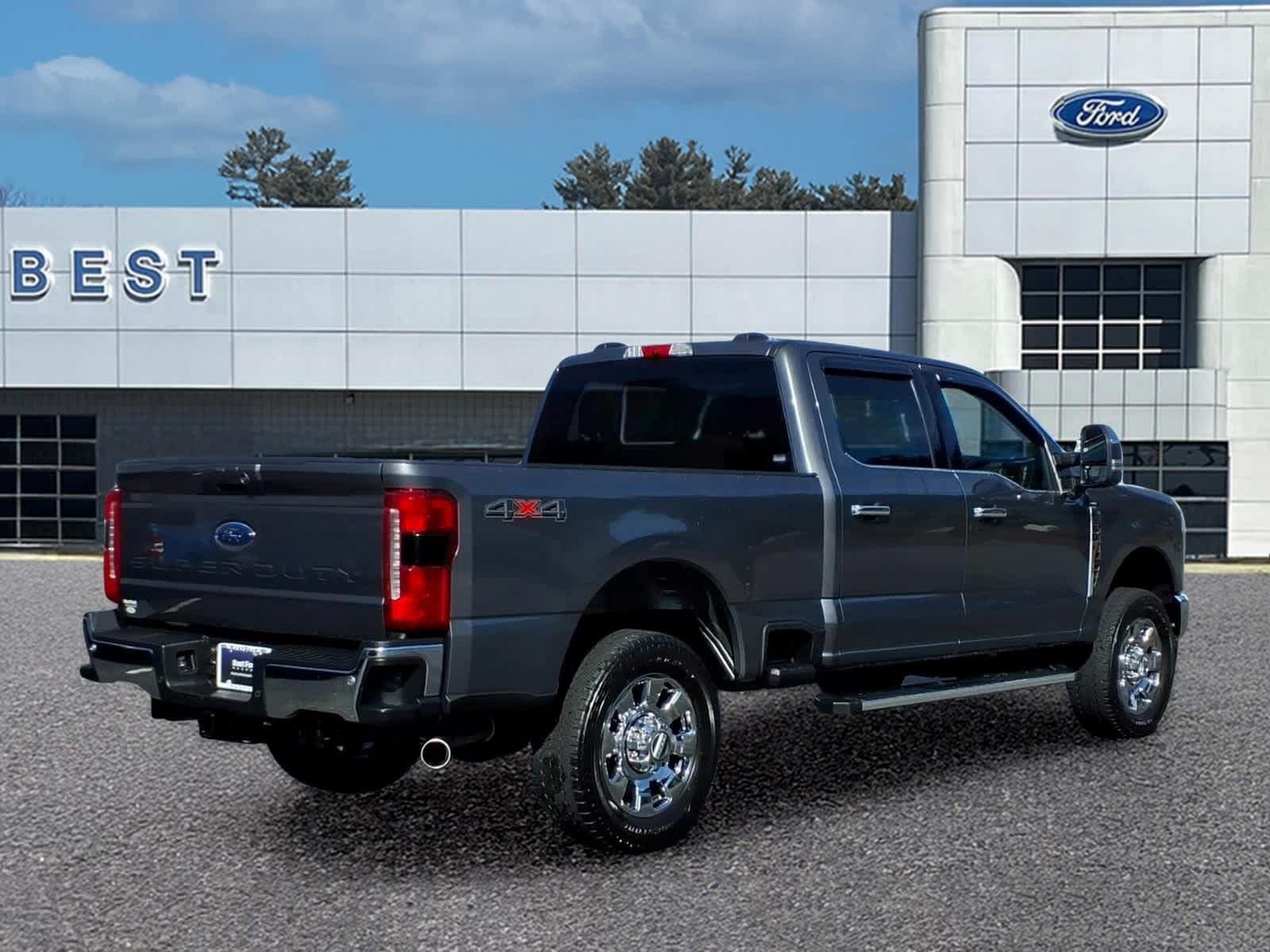 Used 2025 Ford F350 Lariat w/ Chrome Package AWD/4WD image 7
