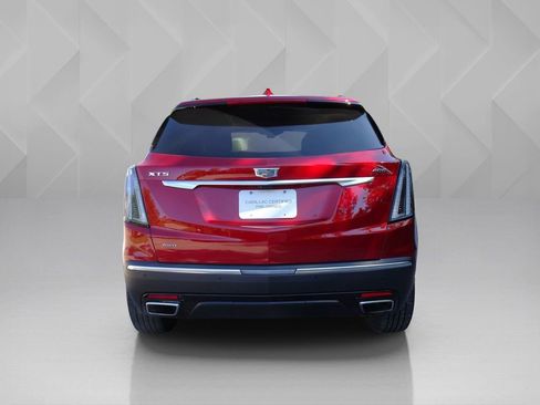 Certified 2023 Cadillac XT5 Sportv w/ Technology Package AWD/4WD image 4