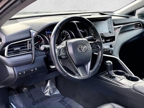 Used 2021 Toyota Camry SE image 14