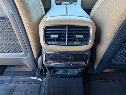 Certified 2024 Mercedes-Benz GLE 350 4MATIC image 26