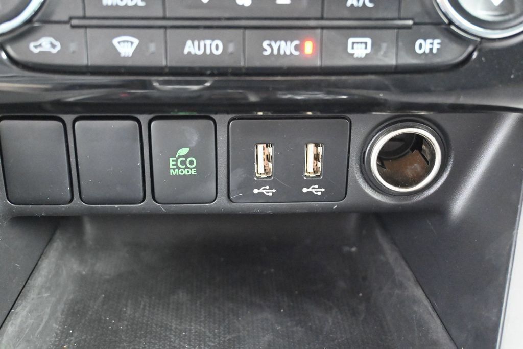 Used 2025 Mitsubishi Eclipse Cross SE AWD/4WD image 25