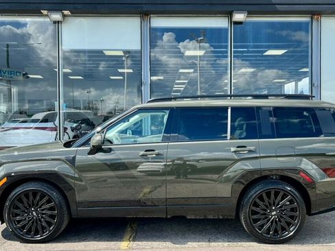 Used 2025 Hyundai Santa Fe Calligraphy image 2