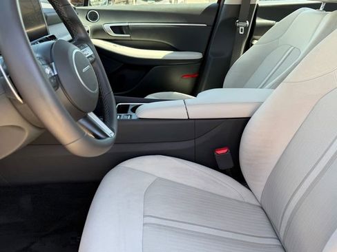 Used 2024 Hyundai Sonata SEL image 11